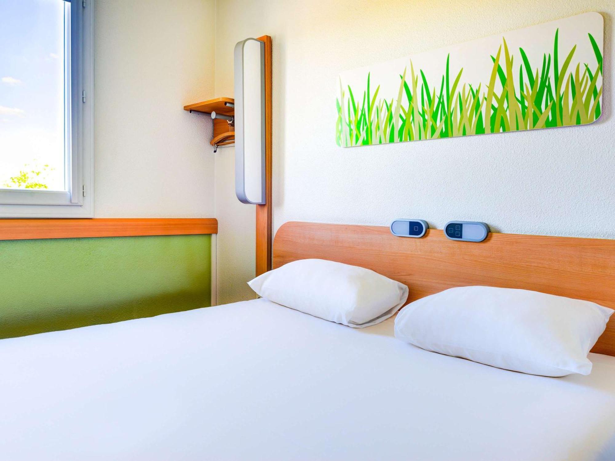 Ibis Budget Orly Chevilly Tram 7 Vitry-sur-Seine Exteriör bild