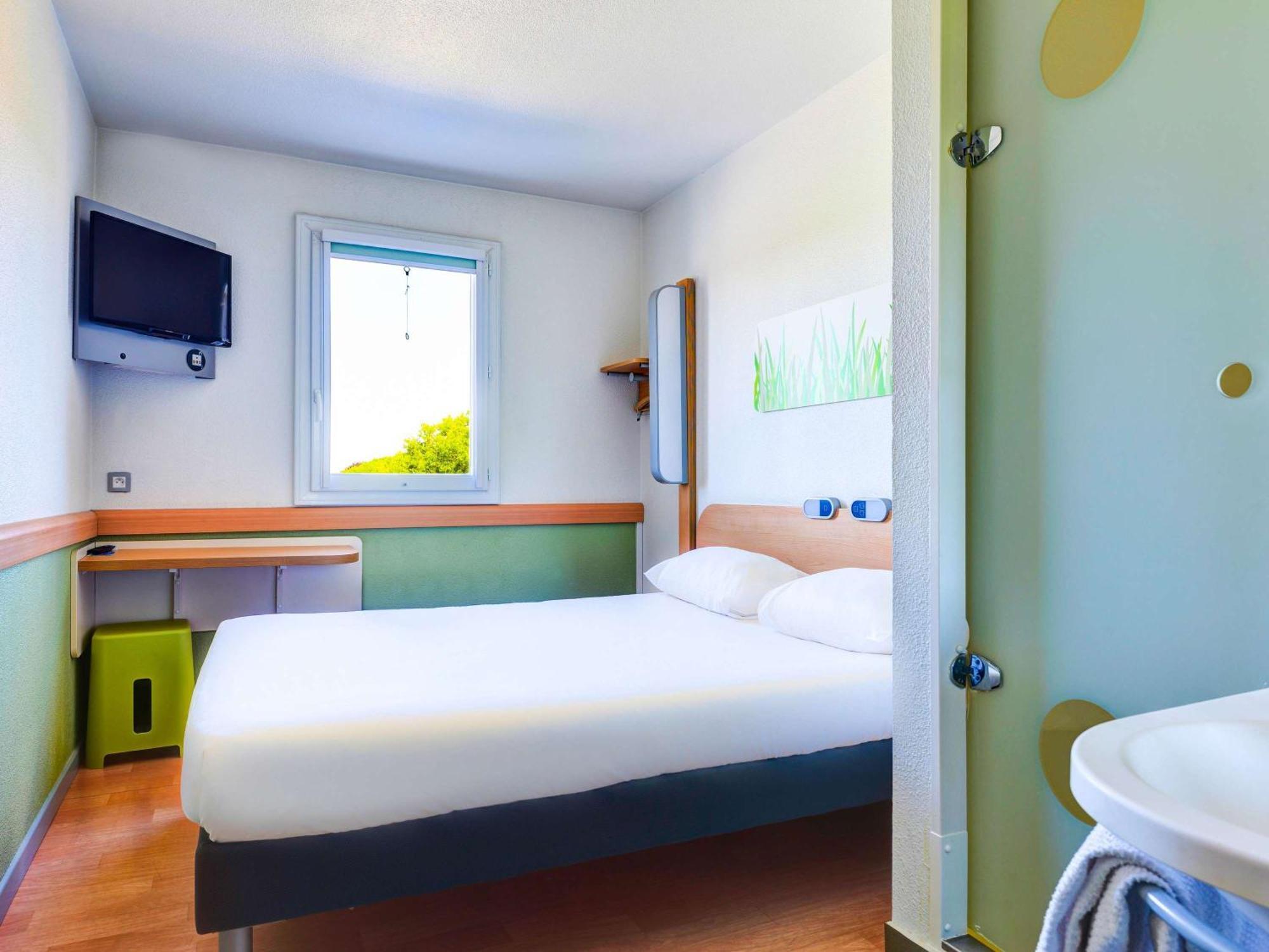 Ibis Budget Orly Chevilly Tram 7 Vitry-sur-Seine Exteriör bild