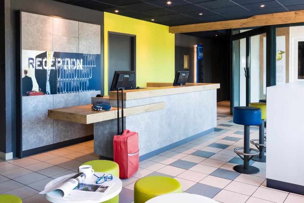 Ibis Budget Orly Chevilly Tram 7 Vitry-sur-Seine Exteriör bild