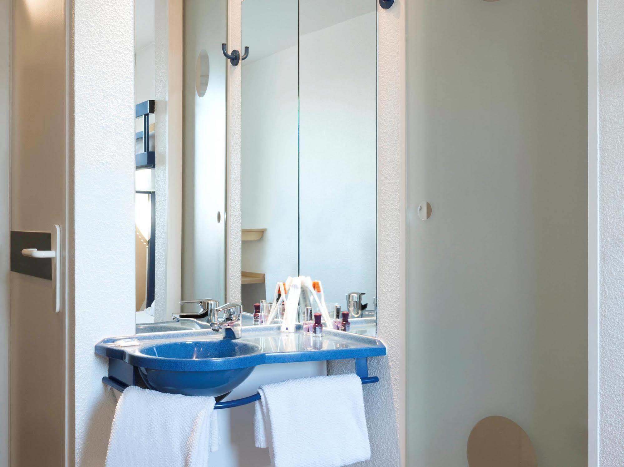 Ibis Budget Orly Chevilly Tram 7 Vitry-sur-Seine Exteriör bild
